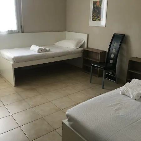 ベッド・アンド・ブレックファスト Italia Leonardo